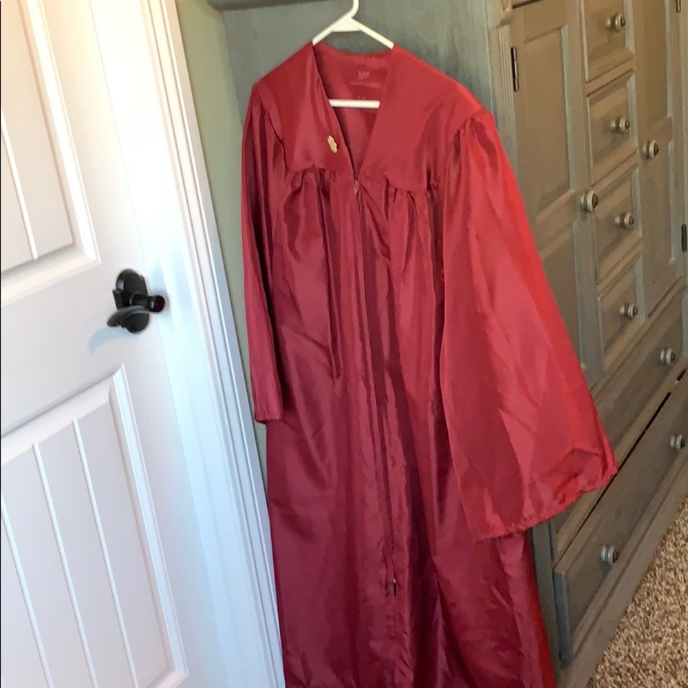 Graduation gown